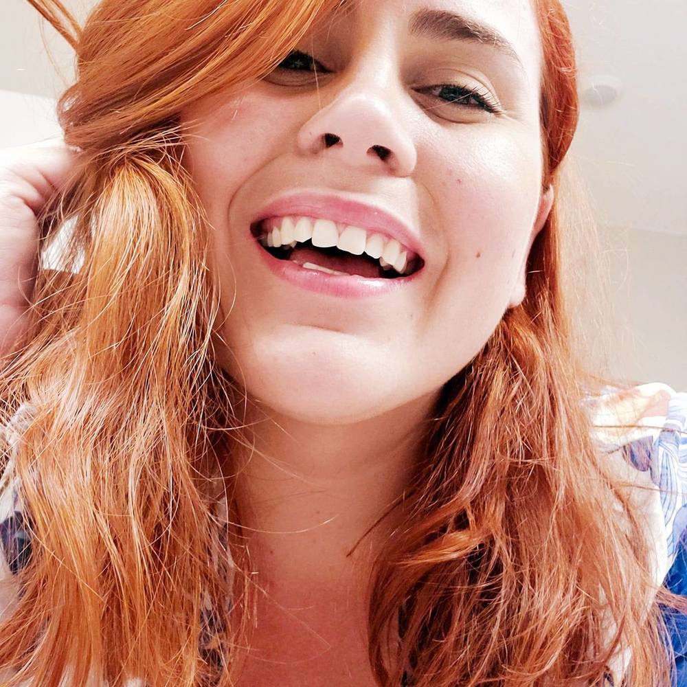 Meet your Posher, Valeria